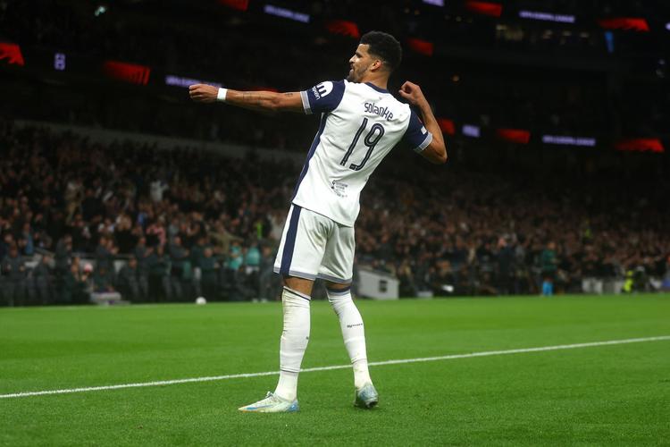 阿德莱德联主帅：古德温明日才能归队，希望在主场取得连胜（阿德莱德联主帅：古德温将于明日归队，力争主场连胜）