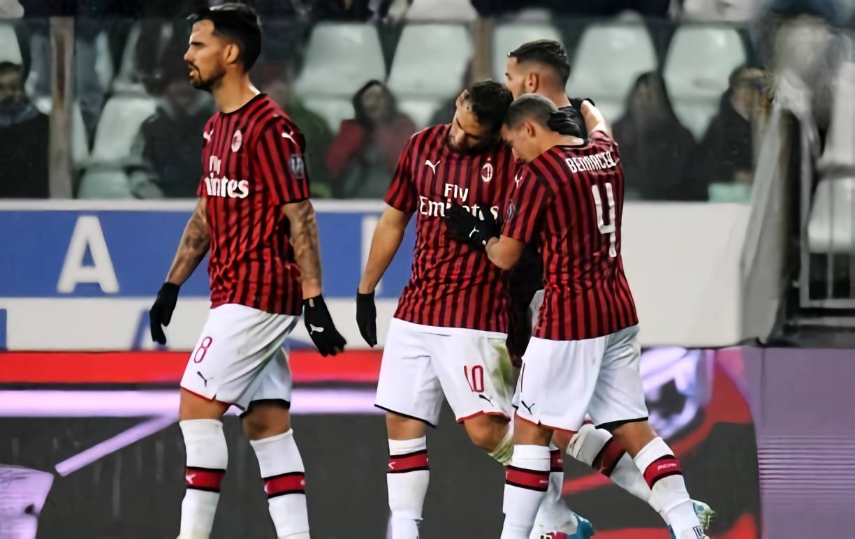 博洛尼亚vs那不勒斯：奥尔索利尼、达林加首发，麦克托米奈、霍伊伦出战（博洛尼亚战那不勒斯：奥尔索利尼、达林加先发，麦克托米奈、霍伊伦登场）