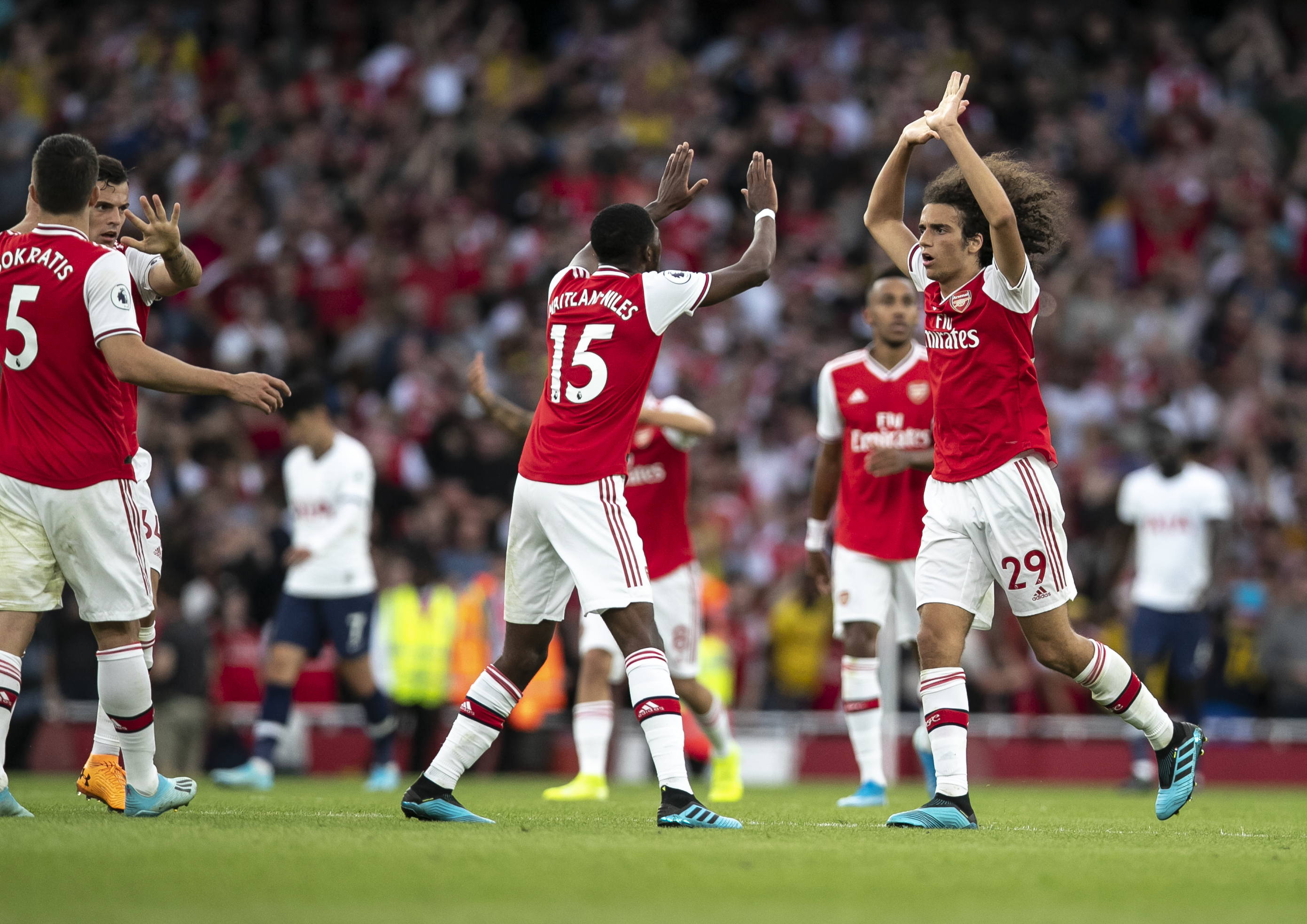 不白传球，前尤文前锋凯奥-若热给每位助攻队友发500欧元（助攻有奖！前尤文前锋凯奥-若热向每位助攻的队友发放500欧元）