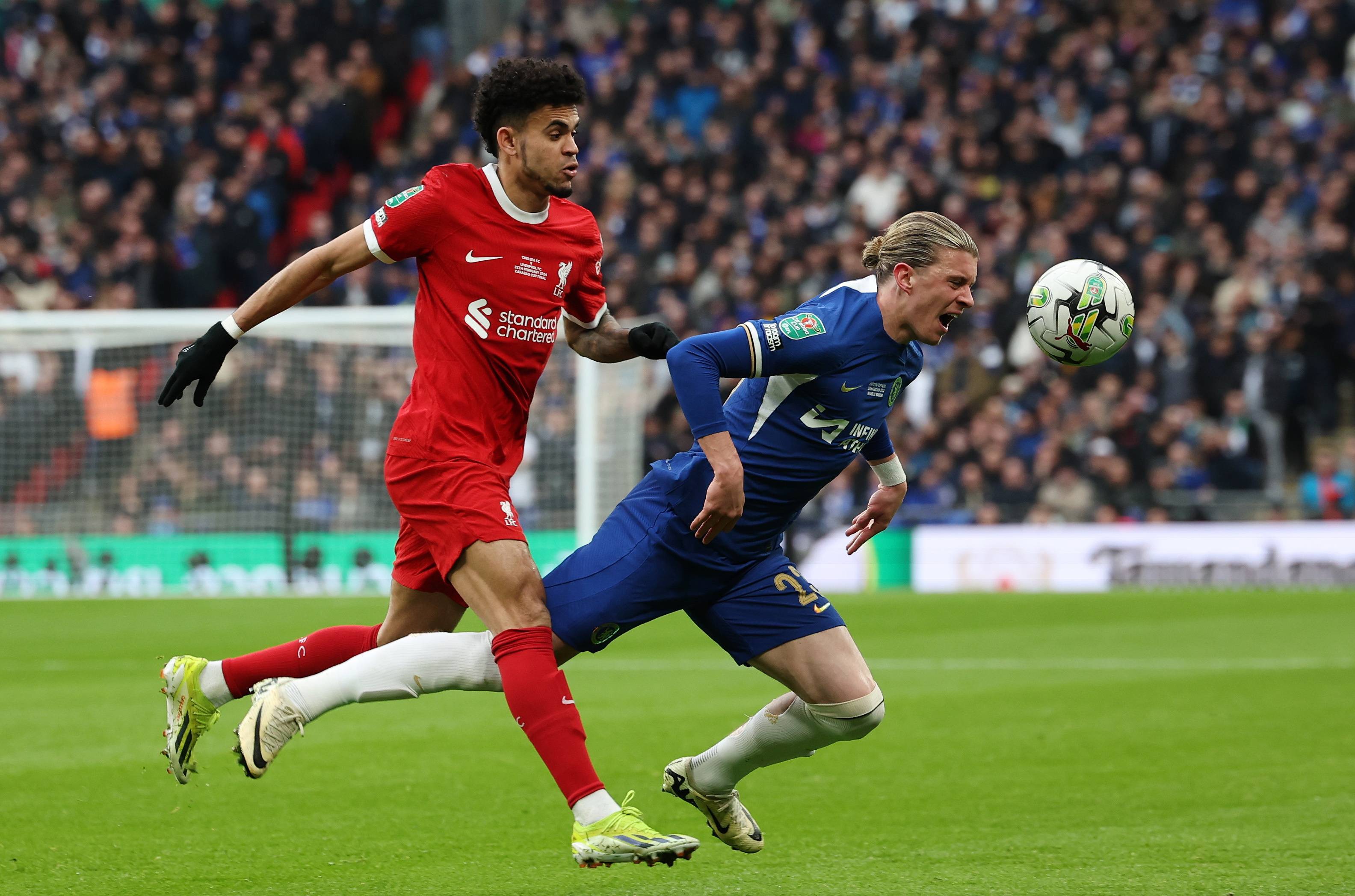 意媒：库普梅纳斯转型中卫表现亮眼，尤文中场补强成当务之急（意媒：库普梅纳斯改打中卫惊艳发挥，尤文中场补强迫在眉睫）