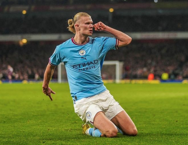 足球亚洲杯分组确定，国足再进死亡之组（亚洲杯分组出炉，国足再陷死亡之组）