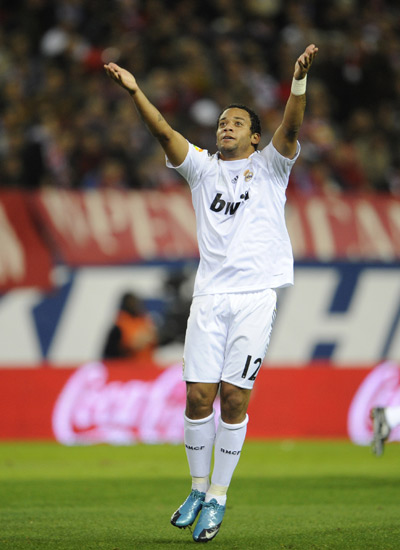 德转评2025年度奇迹：库拉索进世界杯，曼联爆冷格林斯比（德转评2025足坛奇迹：库拉索挺进世界杯，曼联冷负格林斯比）