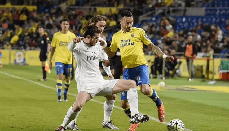 复制叔叔生涯开局，莫伦特斯的侄子完成阿尔瓦塞特首秀（莫伦特斯侄子迎来阿尔瓦塞特处子秀，生涯起步复刻叔叔轨迹）